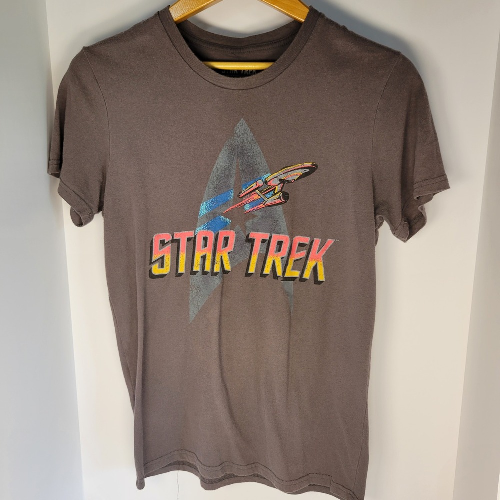 Star Trek Mad Engine Mens Small Gray Graphic T-Shirt Starship Enterprise 2022